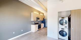 418 E Grand Ave Gallery 9