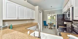 9200 Highland Woods Blvd unit: 1310 Gallery 13