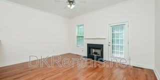 1915 Sterling Oaks Cir NE Gallery 2