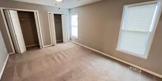 Charming 3-bedroom, 2-bath townhouse Gallery 16