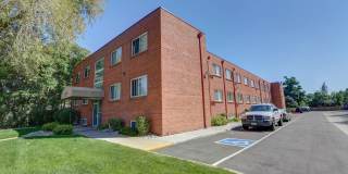 Laura Ann Apartments Gallery 2