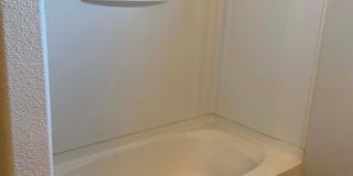 2929 N 37th Street Gallery 11