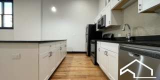 2842 West Augusta Ave. Gallery 6