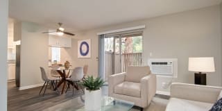 St. Charles Oaks Apartments Gallery 31