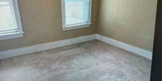 1212 N Frink St Gallery 9