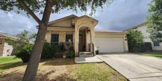 3/2/2 in Quail Valley / Covered Front Porch / Covered Back Patio / Fenced in Yard / CISD Gallery 1