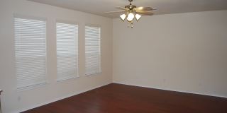 Large 4 BR Clear Creek Area-Convenient to Shopping and Fort Hood! Gallery 10