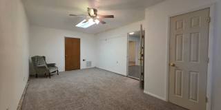 Cute 4 bedroom home in Shawnee Gallery 13