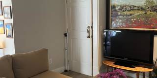 308 East Anderson Street - C Gallery 2