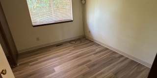Bright 3 Bedroom 1 Bath in NW Corvallis ~ Small Dogs Welcome! Gallery 13