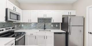 The Manor Homes of Eagle Glen Gallery 1