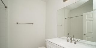 1311 KAREN Boulevard Gallery 7