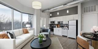 The Oxford Gallery 10