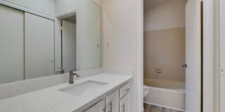 Charming 3-Bedroom Home with Covered Patio Gallery 36
