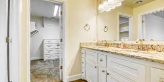 Move In Special: August Rent Free! Gallery 32