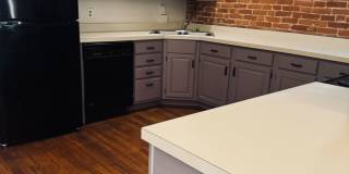 1215 West 7th Street Gallery 1