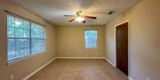 Well Kept 3 Bedroom 2 Bath House Available for Rent in Scenic Heights! Well Kept 3 Bedroom 2 Bath House Available for Rent in Scenic Heights! Gallery 11