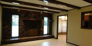 Charming 3 Bedroom 2 Bath House Gallery 4