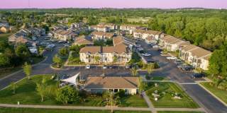 Emory Lakes Luxury Apartments Gallery 30