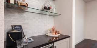 7600 Broadway Gallery 13