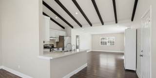 6102 Glacier Gallery 5