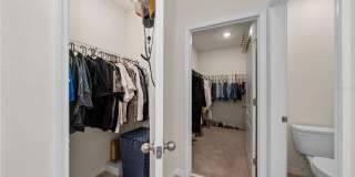 687 GRIFFON Avenue Gallery 17