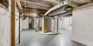 3 Bedroom 1 Bath 2 Stall Detached Garage Gallery 17
