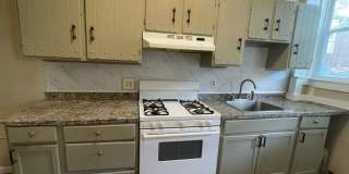 3 Bedroom Single Family Home Located in Harrisburg- Includes Bonus Room/Office! Gallery 13