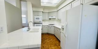 Spacious 4 Bedroom with Loft in Loma Linda Gallery 12