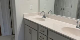 Updated 3 Bedroom High Point Condo with Large Bonus Room! Gallery 13
