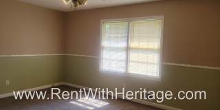 GREAT HOME / 3 BEDROOMS AND BONUS ROOM / GREAT LOCATION /  PRIVATE FENCED YARD Gallery 33