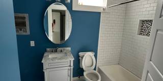 3 BR/ 2BA Central Gardens Bungalow Gallery 14
