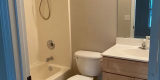 2 bedroom, 2 bath home for rent Gallery 10