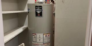 1 Bed 1 Bath House with bonus room-Available Now Gallery 1