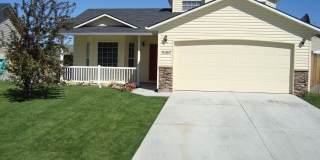 Spacious Beautiful Caldwell 3 Bed 2 Bath Home Gallery 1