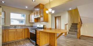 8321 SW Durham Road ~ MOVE IN SPECIAL - First Month's Rent FREE!!! Gallery 4