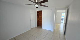 Nice 1 bed/ 1 bath near Downtown Sarasota Available Now! Gallery 7