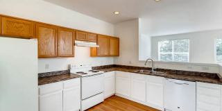 2-Bedroom Home in Hillsboro! Gallery 6