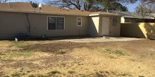 COLLEGE PROPERTY---PRE-LEASING FOR AUGUST! Amazing Updates! 3 bedroom 2 bath Gallery 27