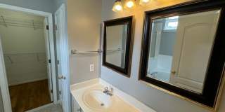 Peak of Good Living! Gallery 21