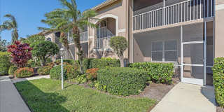 Call for last minute discounts!!! *2BR/2B W/DEN Lake View Condo in Heritage Oaks Golf & Country Club Gallery 1