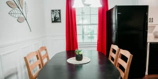 501 Hayes St. Gallery 10