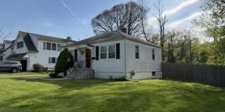 10 Lake Dr Gallery 1