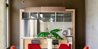 Modera Berkeley Gallery 18