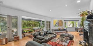 354 14th St Gallery 12