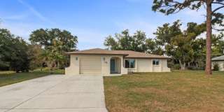 Hourglass Lakes Annual Home for Rent Gallery 1