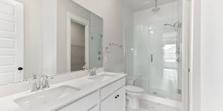 103 Bloomsbury Street Gallery 15