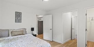 Room in 3 Bedroom Home at Peeples St SW Gallery 17