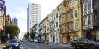 977 PINE Apartments Gallery 4