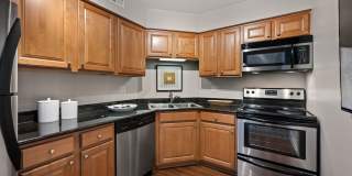 Versailles on the Lakes Schaumburg Gallery 12